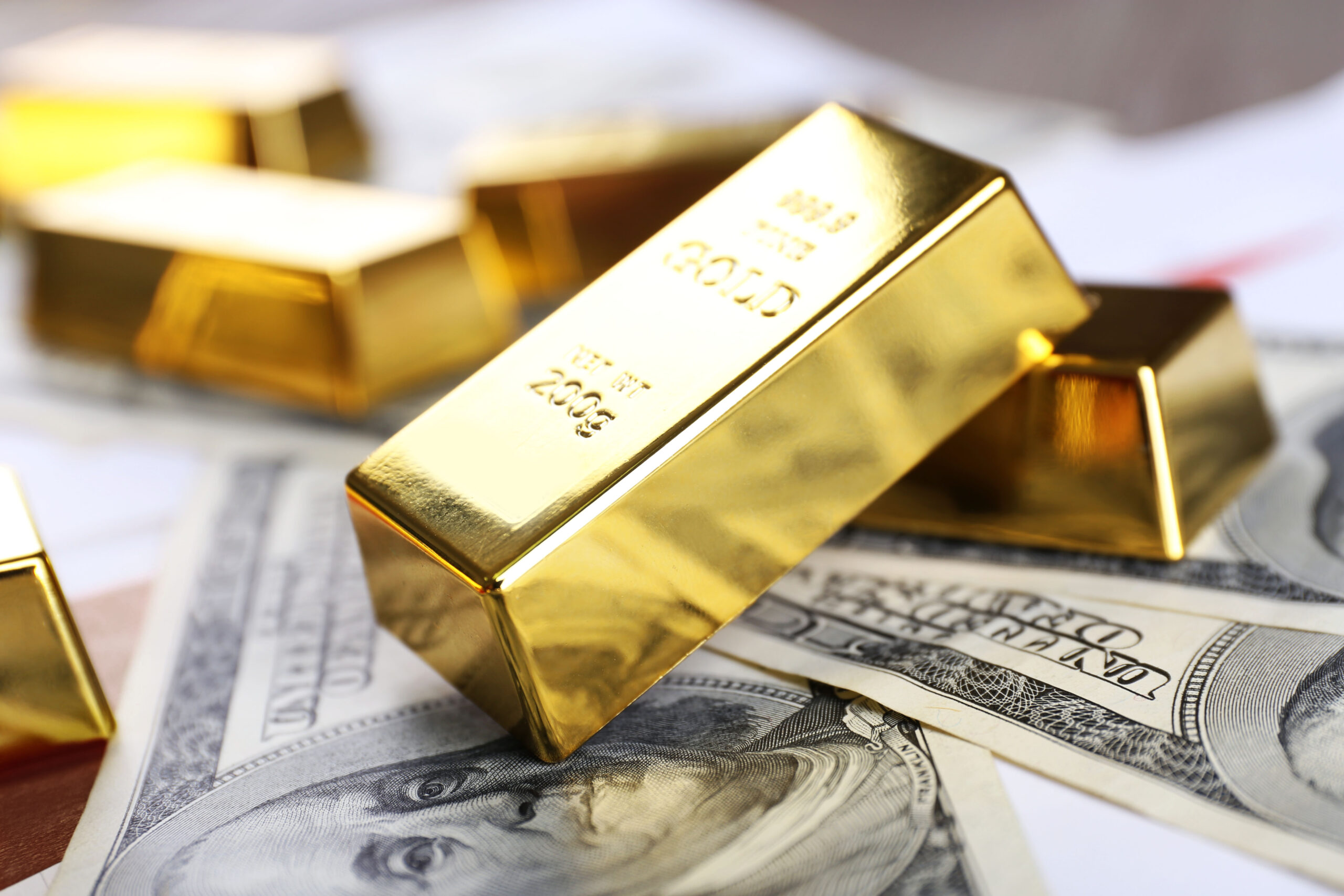 Системы gold. Слитки золота и доллары. Золотовалютные резервы РФ. Золотодолларовый стандарт. Генуэзская валютная система.